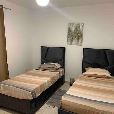 Appartement 5 Lits Climatise Salon 2Chambres Cuisine Equipee Sdb Staoueli Exterior foto